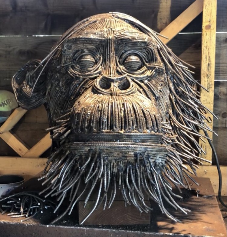 sculpture-chimpanze-artiste-djo